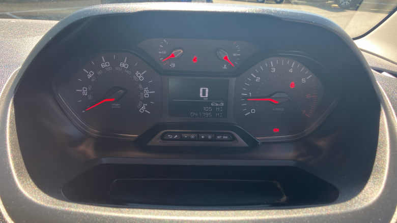 Peugeot Partner Standard Diesel 1000 1.5 BlueHDi 100 Professional Van